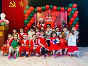 Merry Christmas 2020 - Trường Mầm Non Ngôi Nhà Mơ Ước