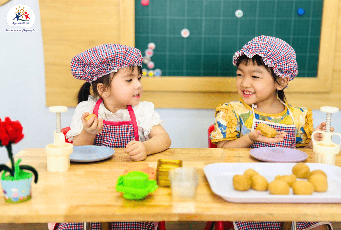 BÉ TRẢI NGHIỆM LÀM BÁNH TRUNG THU LỚP ONG VÀNG - Trường Mầm Non Ngôi Nhà Mơ Ước