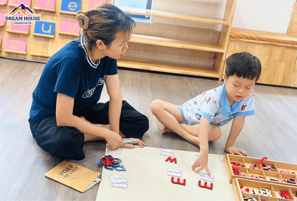 HOẠT ĐỘNG MONTESSORI - Trường Mầm Non Ngôi Nhà Mơ Ước