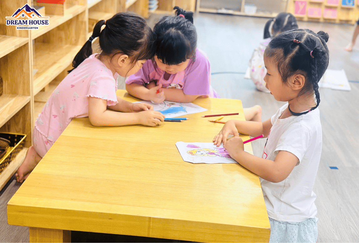 HOẠT ĐỘNG MONTESSORI - Trường Mầm Non Ngôi Nhà Mơ Ước