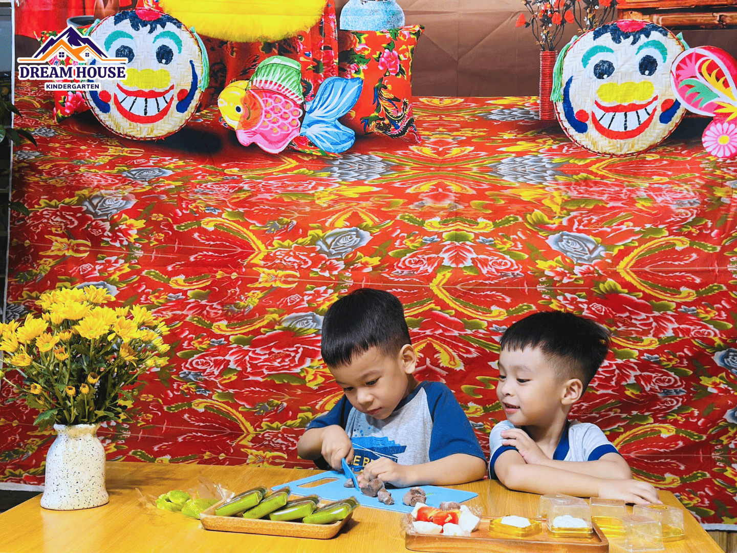 THƯỞNG THỨC HƯƠNG VỊ MÙA THU CÙNG BÉ - Trường Mầm Non Ngôi Nhà Mơ Ước