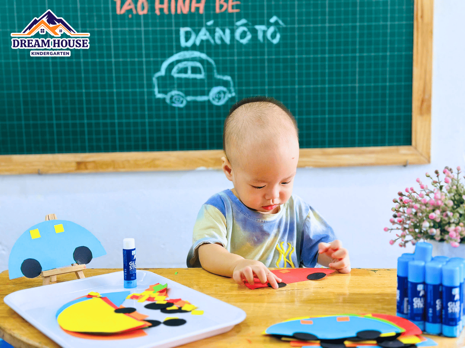 SÁNG TẠO NHỎ – CHIẾC Ô TÔ ƯỚC MƠ - Trường Mầm Non Ngôi Nhà Mơ Ước