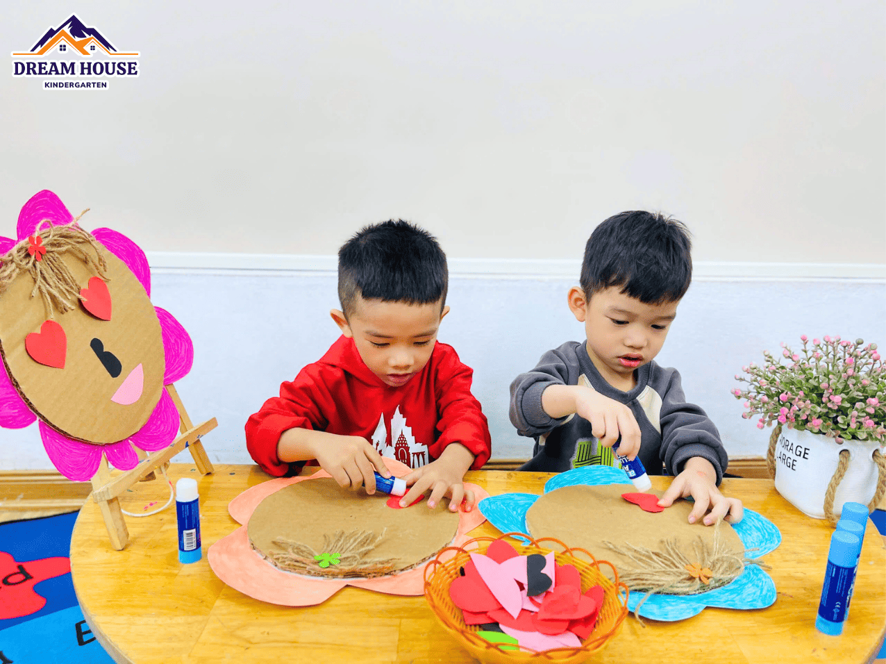 “NHỮNG GIÁC QUAN BIẾT CƯỜI” - Trường Mầm Non Ngôi Nhà Mơ Ước