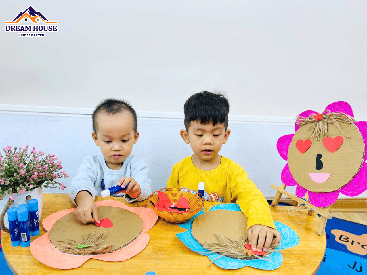 “NHỮNG GIÁC QUAN BIẾT CƯỜI” - Trường Mầm Non Ngôi Nhà Mơ Ước