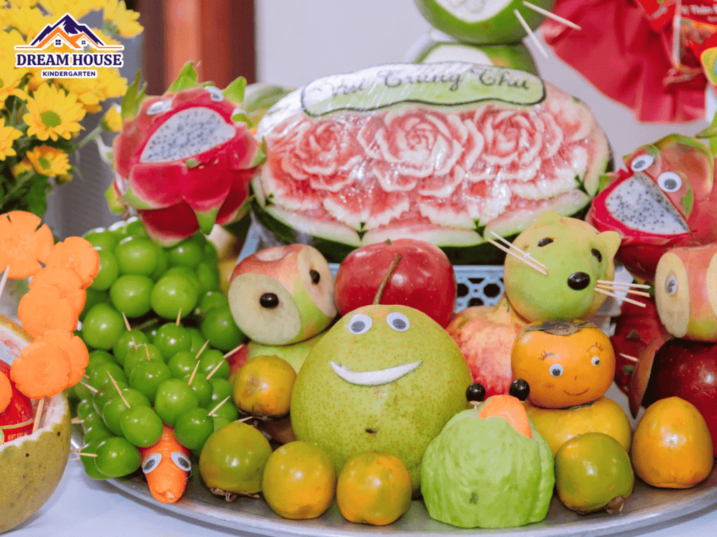 MÀN MÚA “ĐÊM TRĂNG CỔ TÍCH” – KHOẢNH KHẮC TỎA SÁNG CỦA CÁC NGÔI SAO NHÍ MÀN MÚA “ĐÊM TRĂNG CỔ TÍCH” – KHOẢNH KHẮC TỎA SÁNG CỦA CÁC NGÔI SAO NHÍ - Trường Mầm Non Ngôi Nhà Mơ Ước