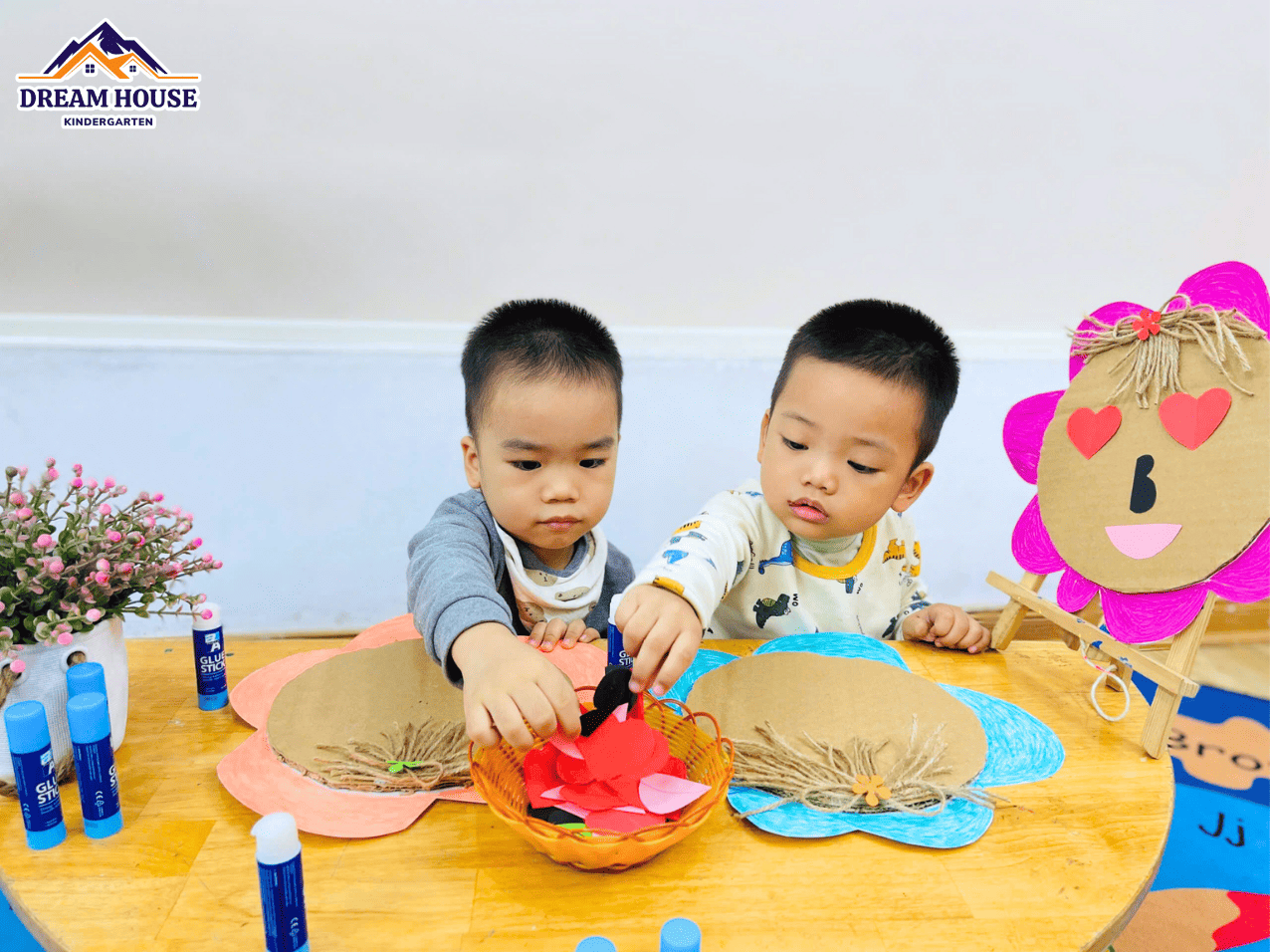 “NHỮNG GIÁC QUAN BIẾT CƯỜI” - Trường Mầm Non Ngôi Nhà Mơ Ước