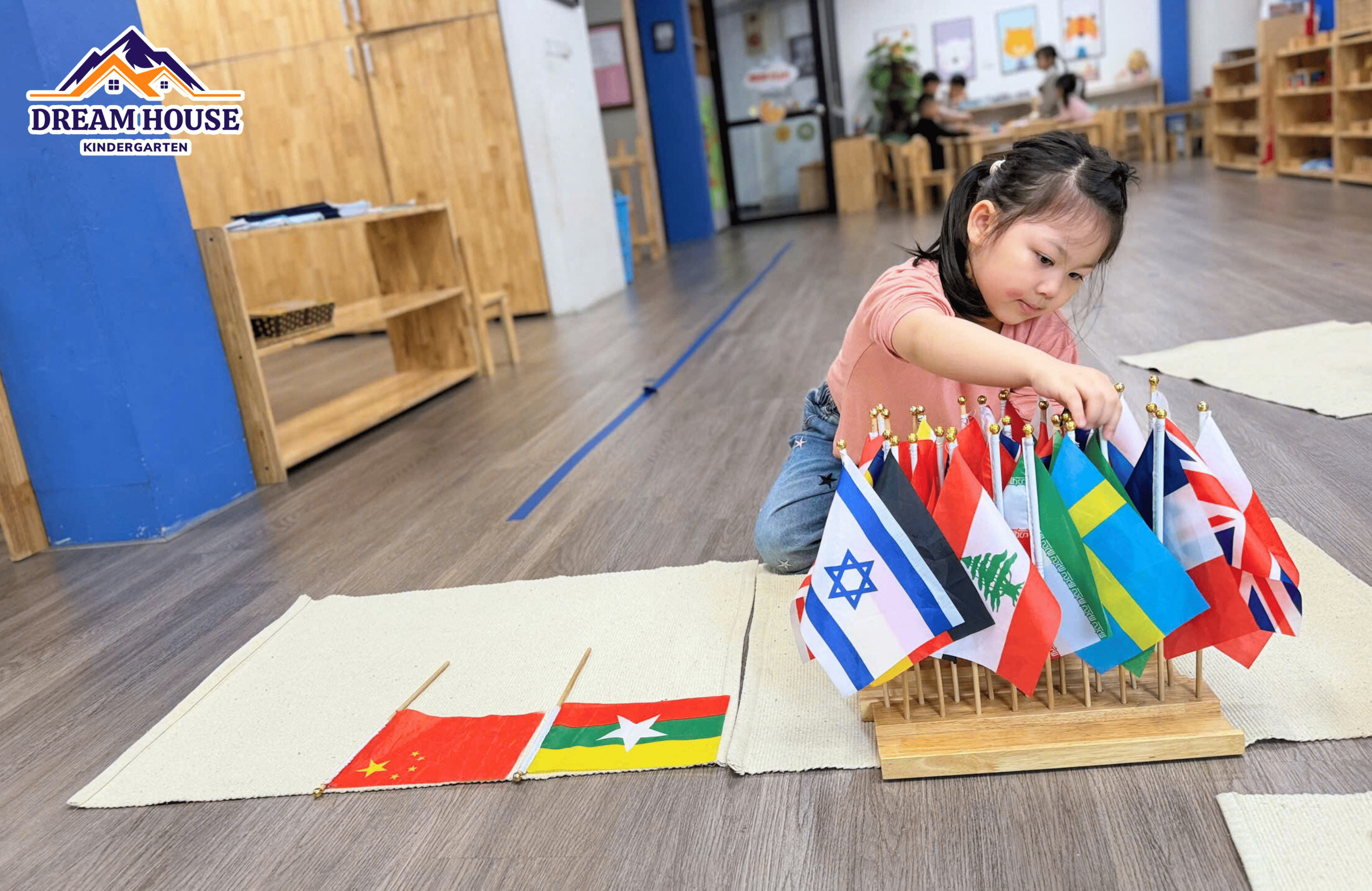 HOẠT ĐỘNG CÁ NHÂN MONTESSORI – NƠI GIEO MẦM NIỀM TIN ĐẦU ĐỜI HOẠT ĐỘNG CÁ NHÂN MONTESSORI – NƠI GIEO MẦM NIỀM TIN ĐẦU ĐỜI - Trường Mầm Non Ngôi Nhà Mơ Ước