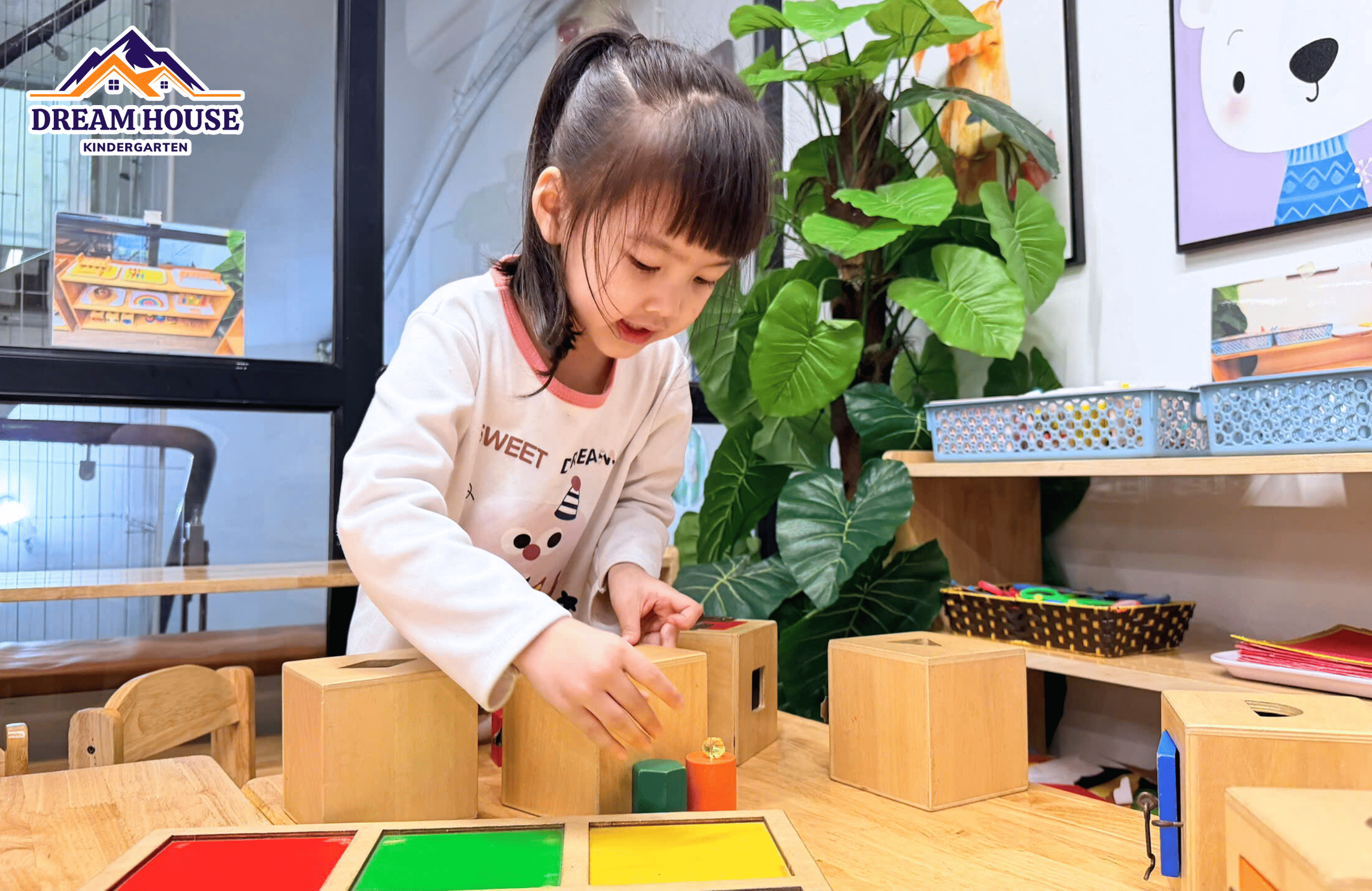 HOẠT ĐỘNG CÁ NHÂN MONTESSORI – NƠI GIEO MẦM NIỀM TIN ĐẦU ĐỜI HOẠT ĐỘNG CÁ NHÂN MONTESSORI – NƠI GIEO MẦM NIỀM TIN ĐẦU ĐỜI - Trường Mầm Non Ngôi Nhà Mơ Ước